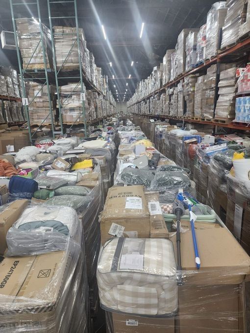 Amazon clothing truckload wholesale liquidation