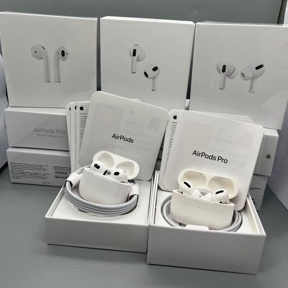 Wireless Earbuds wholesale liquidation pallet
