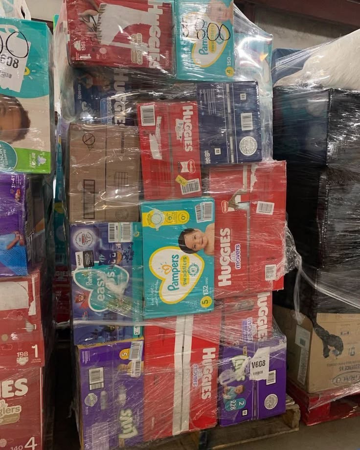 Diapers Pallet — wholesale liquidation pallet
