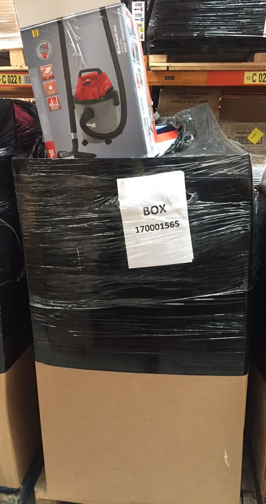 Vacuum Cleaner Pallet — wholesale liquidation pallet